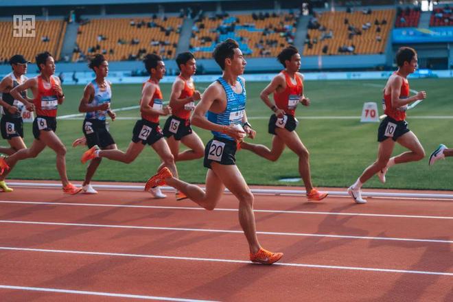 365体育（bet）：郑凯：5000米「理念计划战术」(图4)