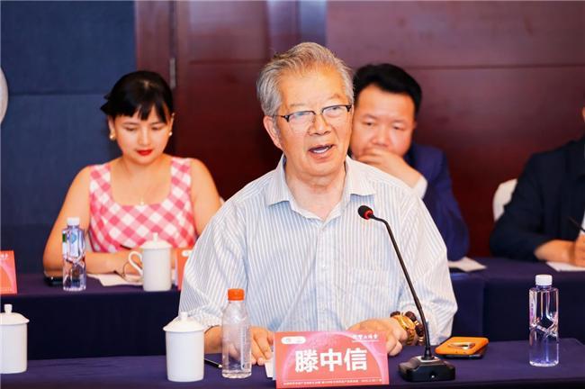 365体育唯一入口：新质大讲堂暨2025现代农业高质量发展研讨会在广州举办(图10)