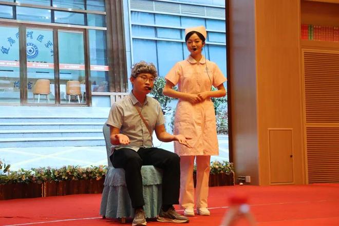 365体育唯一入口：信阳华信圣德康复医院举办护士节表彰暨健康科普大赛(图16)