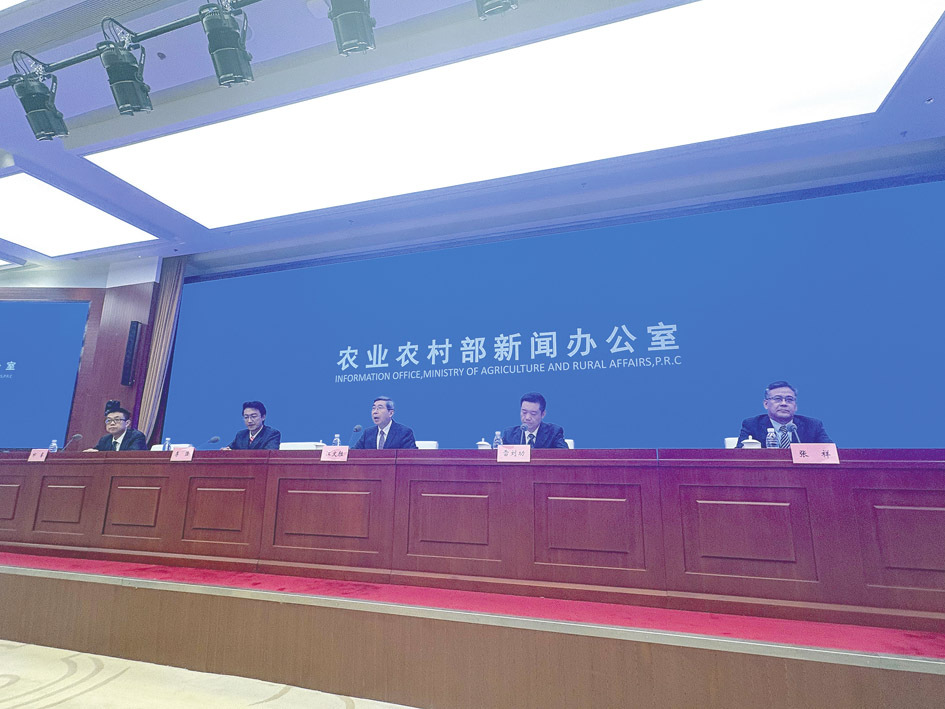 365体育（bet）：国内年人均奶类消费量405公斤还不到膳食推荐量的一半(图1)