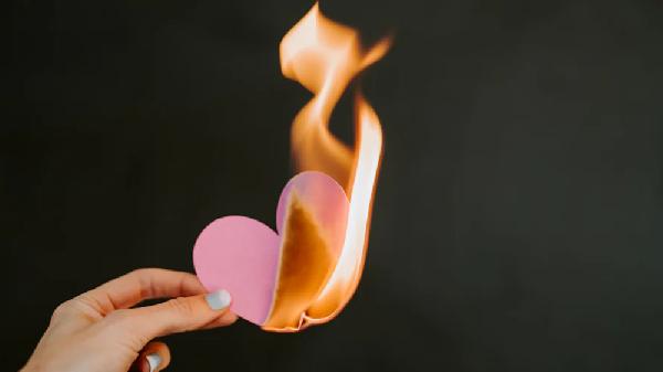 365体育（bet）：对待男人分手最残忍的方式(图2)