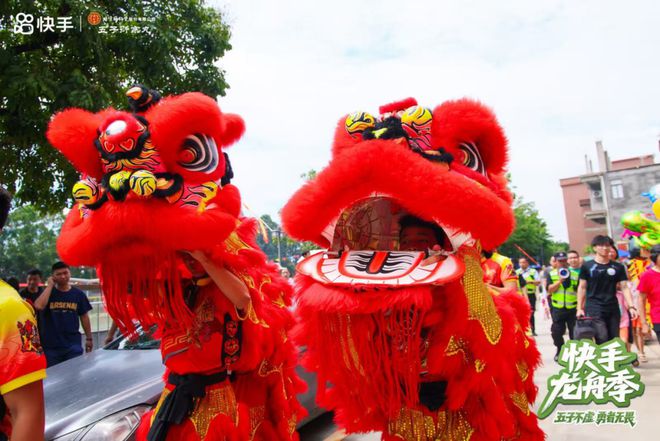 365体育唯一入口：张雨霏惊叹！东莞这场龙舟赛升级为“新顶流”超亿人围观(图7)